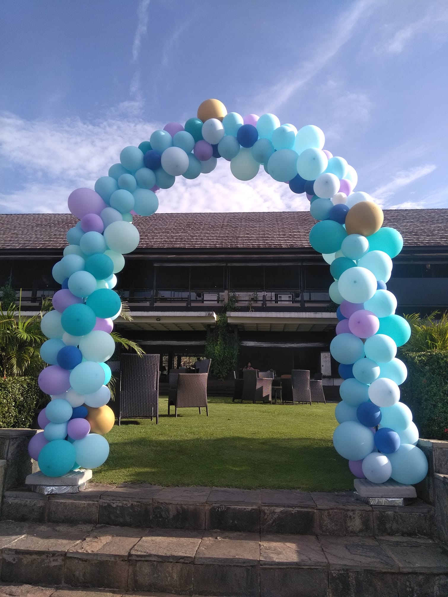Beautiful balloon arch decoration for birthdays and events
