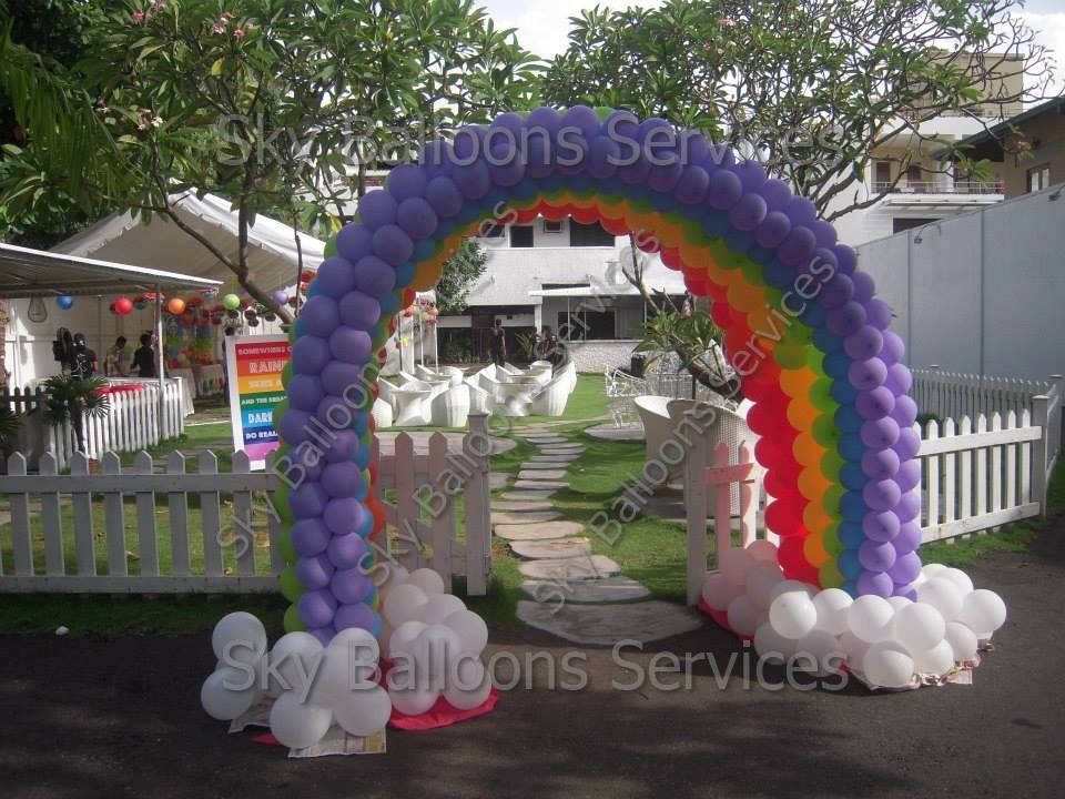 Rainbow balloon arch for kids’ parties and festive occasions